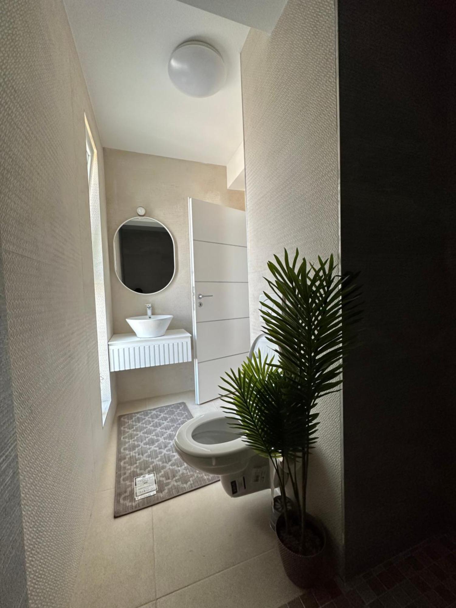Apartamente Arinis Gura Humorului Exterior photo